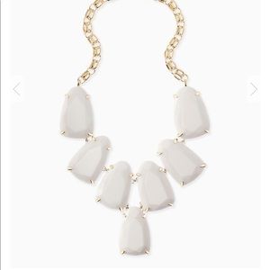 Kendra Scott Harlow statement necklace